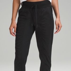 Lulu lemon Dance studio mid rise jogger *full length